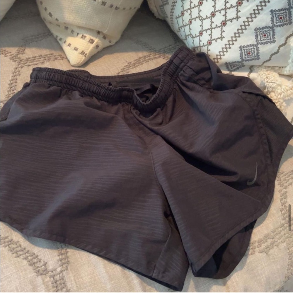 black nike shorts